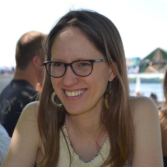 Meet your Posher, Christina - Picture 1 of 1